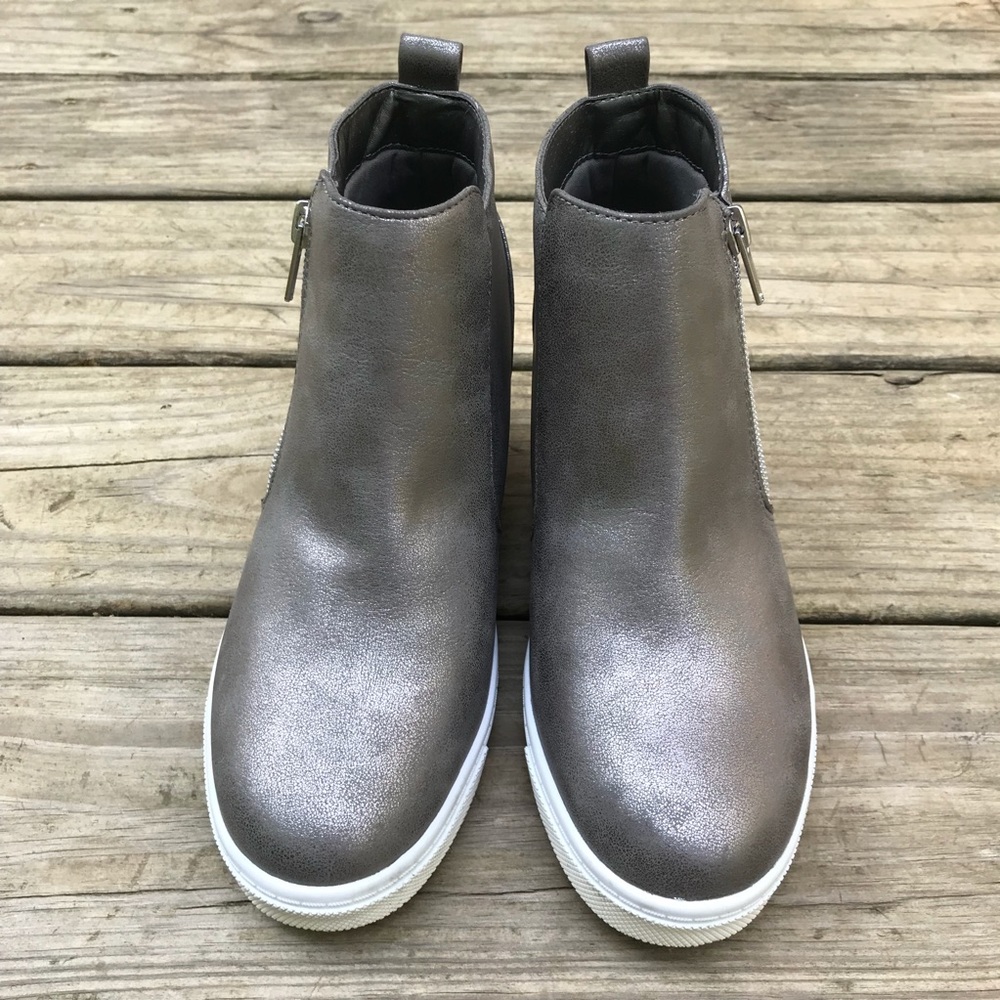 Wonder Nation Silver Ankle Chelsea Boot Zipper 5